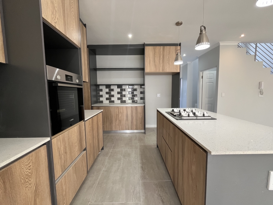 4 Bedroom Property for Sale in Sandown Western Cape